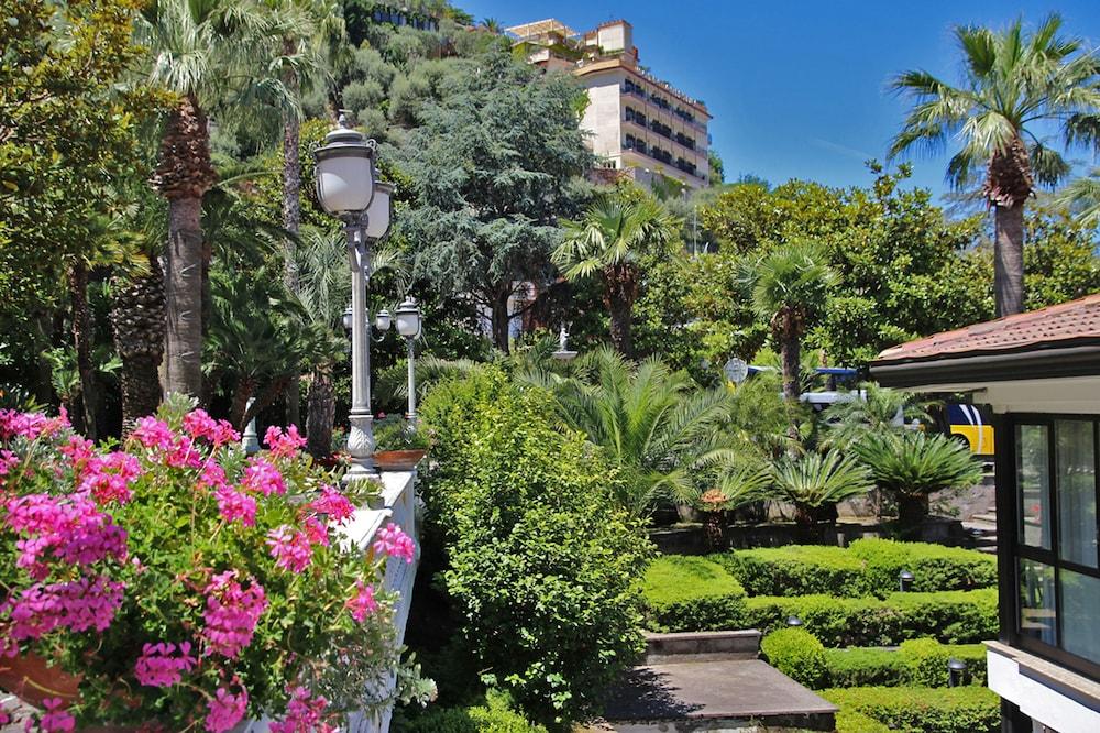 Grand Hotel Parco Del Sole Сант'Анджелло Экстерьер фото