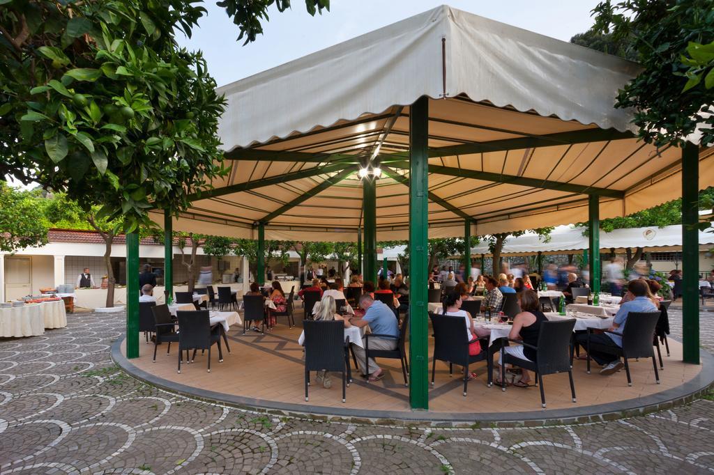 Grand Hotel Parco Del Sole Сант'Анджелло Экстерьер фото