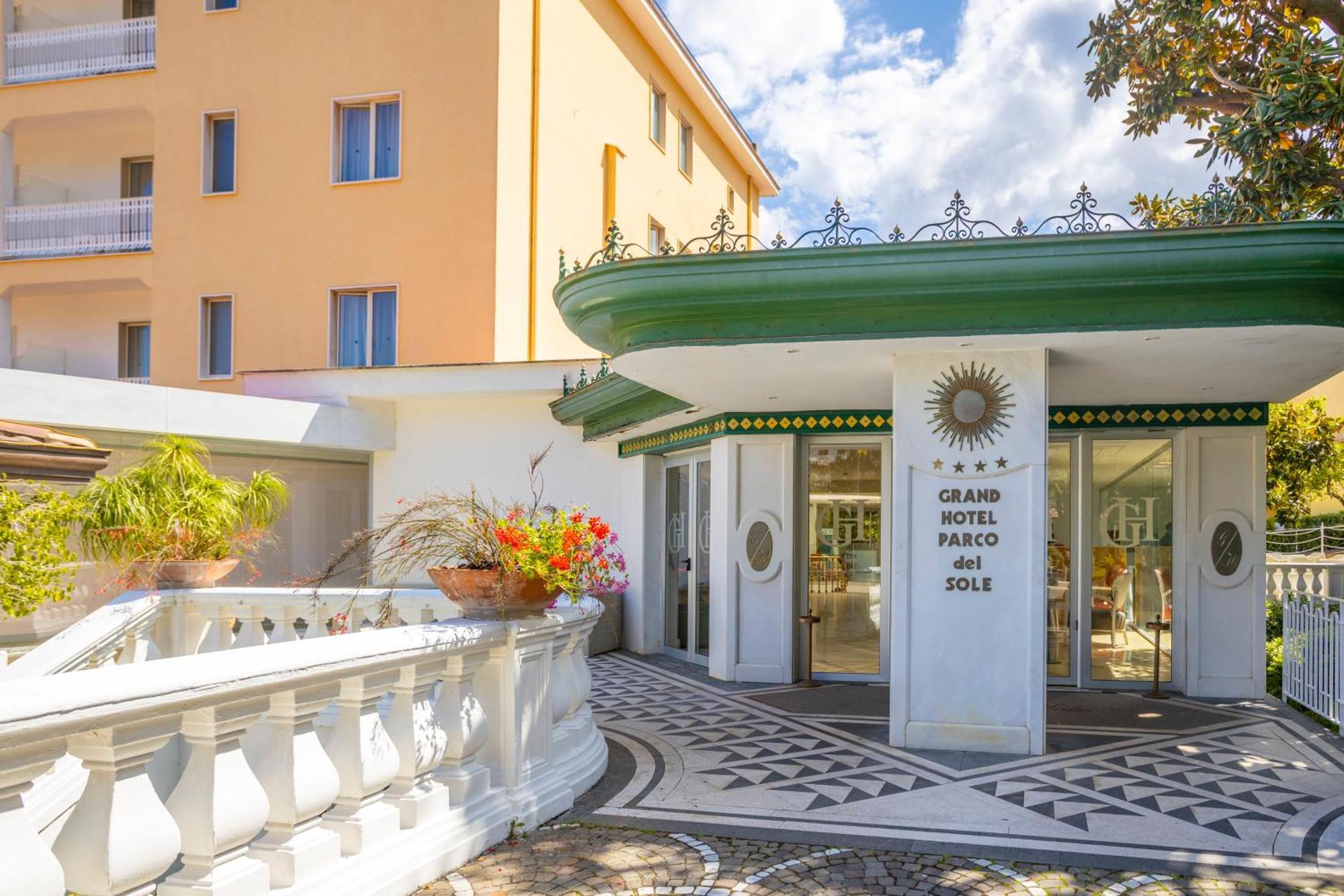 Grand Hotel Parco Del Sole Сант'Анджелло Экстерьер фото